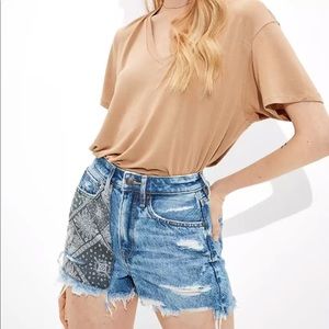 Ae American eagle v neck shirt NWT tan or olive